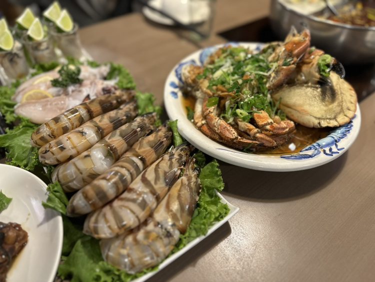 ▲北市三重區的「麻妃麻辣火鍋」店內不僅提供用心料理、貼心服務,更成為在地人鄰里聚會的溫暖據點。照片業者提供