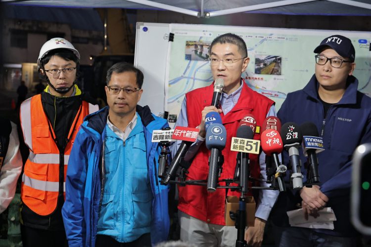 因應水污染事件,謝國樑宣布加碼補助濾芯更換費用
