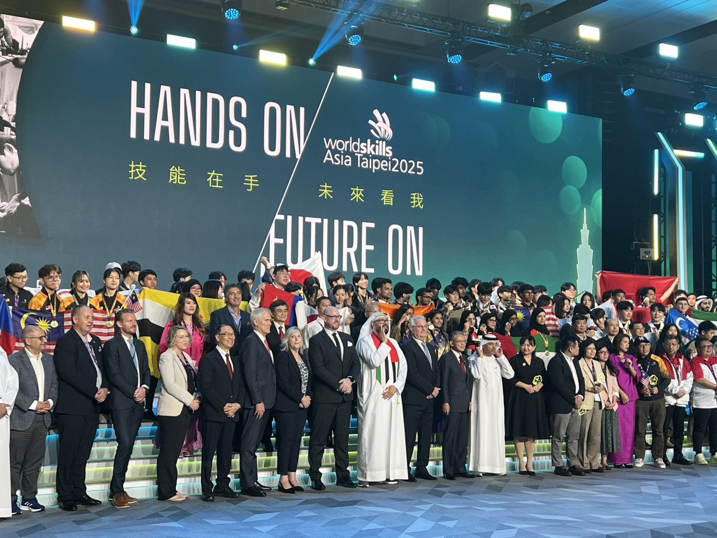 技職金牌大爆發！北市代表隊亞洲技能賽3金1銀登頂