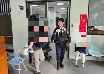 鹿港暖警協助迷失老人返家　備受民眾讚許