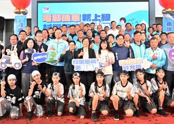 公務車隊電動化　彰化591村里服務全面升級