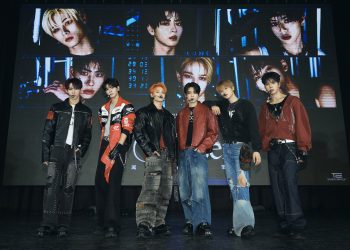 728 SEVENTOEIGHT 化身聖誕小精靈寵粉北中南開趴 耶誕禮物派對