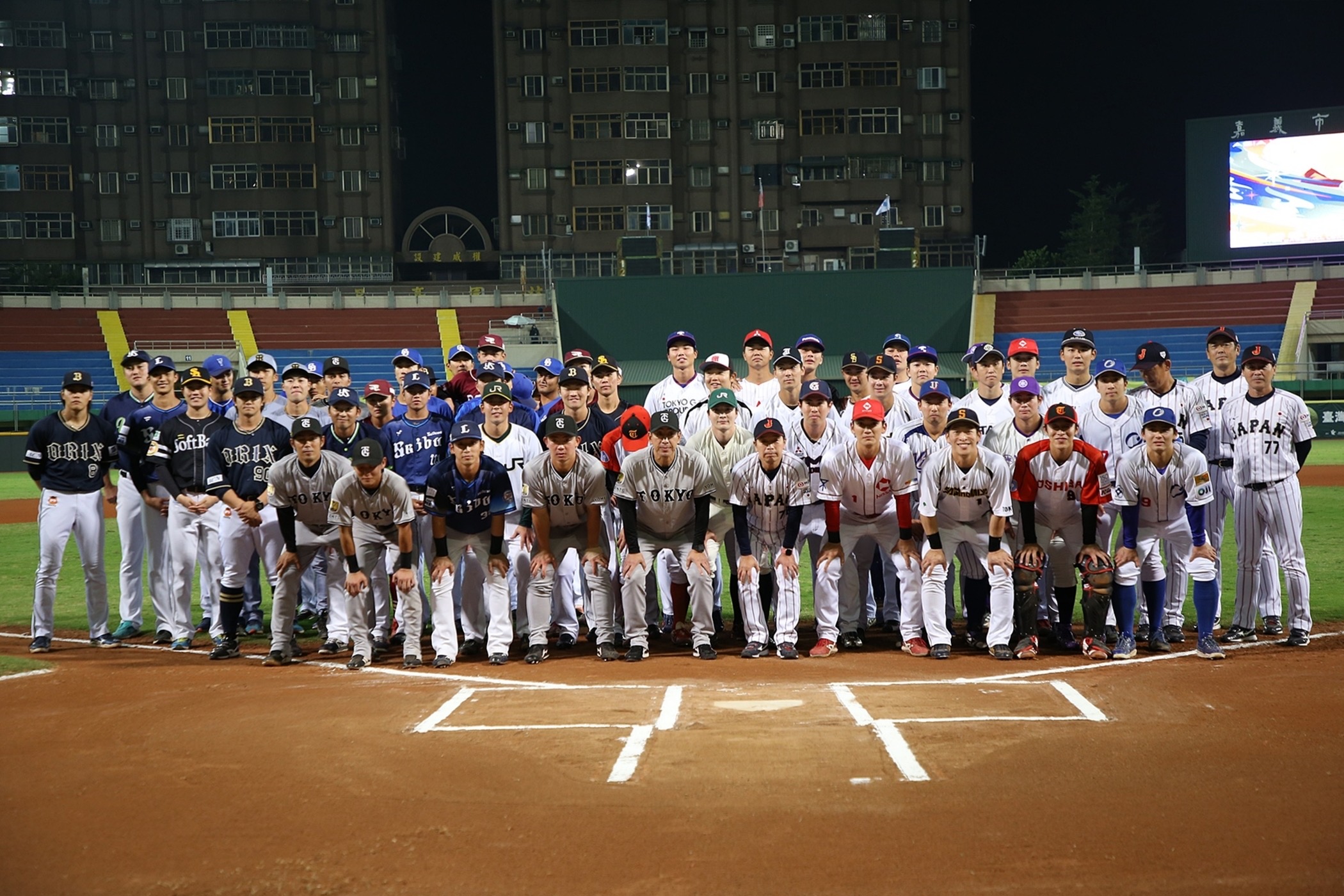 國際棒球盛事在嘉義！亞洲冬盟五隊競技　KANO球場吸引國內外球迷