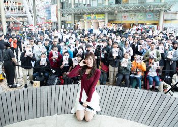 蔡亞恩《初次見麵》空降博客來冠軍 首本寫真＋個人見面會合體登場