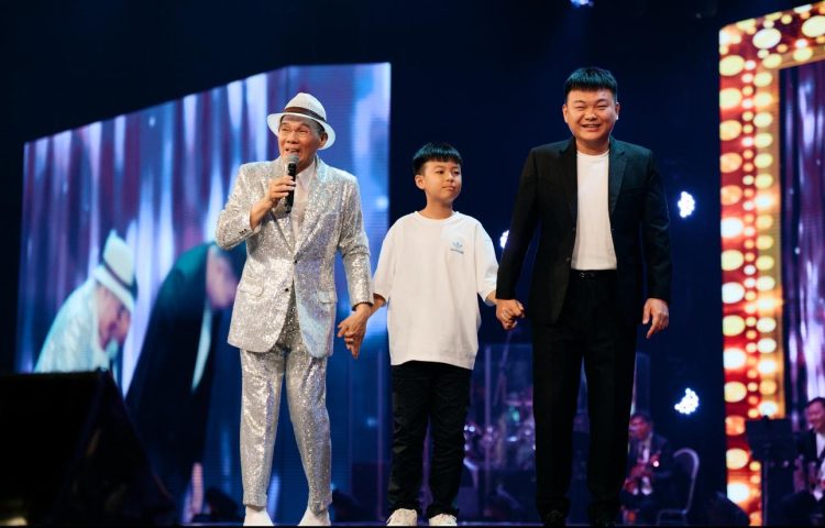 陳雷獅城開唱獻暖心彩蛋！邀兒孫上台「三代同堂」促海外首度同框　粉絲驚呼「像大哥帶弟弟」全場嗨翻 照片提供：慕陸國際HiendAsia