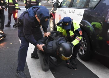 松山警新春安維防搶暨快打演練　守護民眾安心過好年