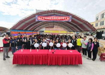 梧棲浩天宮首辦媽祖盃花燈彩繪大賽　530組隊伍熱情參與