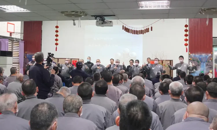 寒冬中的心靈守望 慈濟走進基隆監獄 點亮收容人重生希望