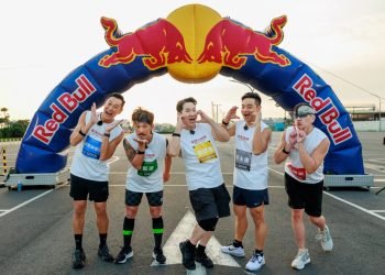 最強的身體大叔逆襲戰　比體力也比毒舌幽默喊話