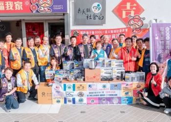 國際獅子會300E-1區送暖　嘉縣物資銀行