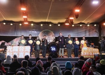 阿里山日出印象音樂會　神木下啟動2026台灣燈會倒數