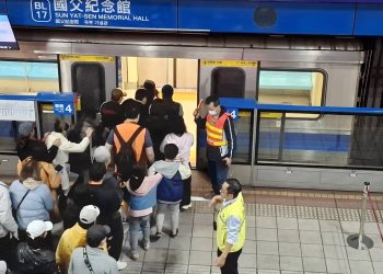 跨年夜人潮湧現　北捷疏運304萬人次至凌晨2時圓滿落幕