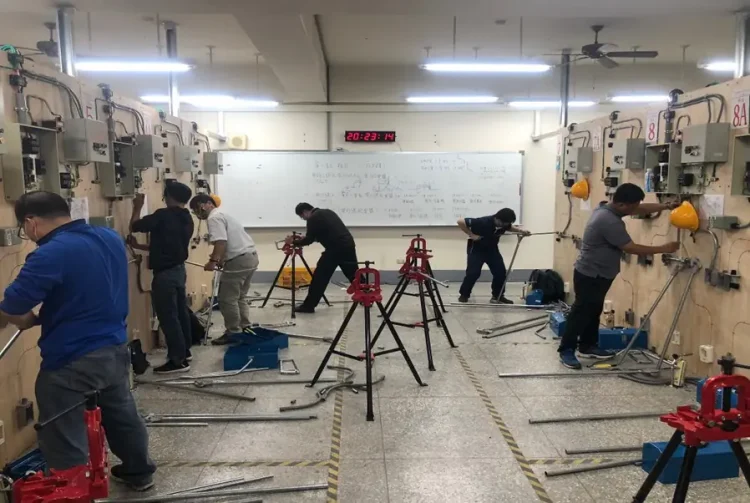 台中市推動技能認證訓練　無人機操作、汽修等11班招生報名中