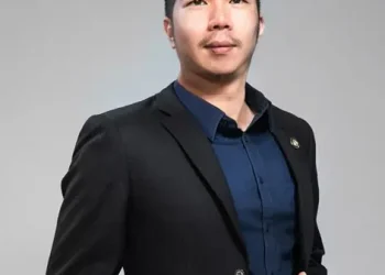 房客在陽台墜樓身亡，房屋變凶宅而售價大減，房東可以有多少賠償？