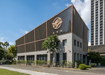 台南杰美學診所宣布人氣啦啦隊成員梓梓擔任年度品牌合作夥伴