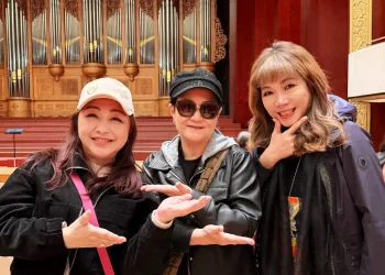 台大合唱團邀原唱者大學姐鄭怡 邰肇玫 王海玲觀賞 2026 冬季音樂會