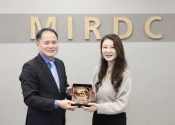 臺灣機械工業同業公會參訪金屬中心　展現金屬研發與精密製造能量