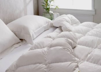 屏東「居家好床」捐暖被 幫助快樂聯盟安置愛滋病友