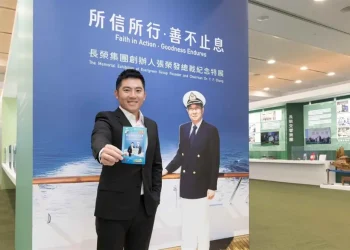 張榮發辭世十周年 親筆手稿、等身蠟像首度曝光