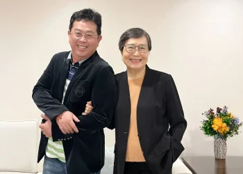 左楠議員初選升溫　葉菊蘭親上火線　為薛兆基過往從政經歷發聲