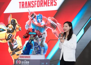 台北燈節首創「雙展區、雙IP」　10公尺高柯博文主燈震撼花博