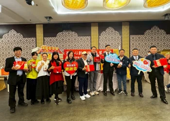 松嶺鬥茶協會26載捐茶做愛心　會長交接續傳茶香溫暖家扶