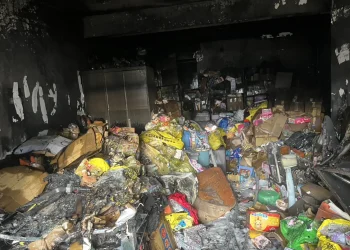 居家「火載量」過高成致命關鍵　基隆消防局：雜物堆積加速燃燒、阻礙逃生