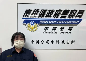 買菜老婦身體不適跌傷不起　中興暖警即刻救援送醫