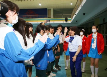 CAMP NEXT國際挑戰營開幕　黃敏惠勉勵女孩勇敢行動、影響世界