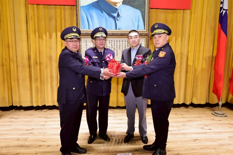 基市警局第三、第四分局長聯合交接 謝國樑期勉延續基隆治安穩定