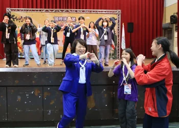CAMP NEXT國際挑戰營圓滿落幕　黃敏惠與國內外女童軍見證成果