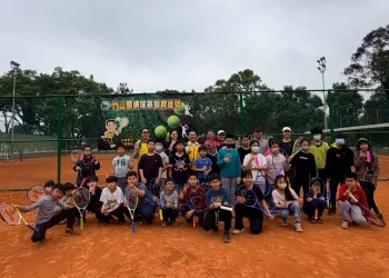 寒假動起來!竹山鎮舉辦學童網球育樂營 培養運動風氣