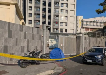 高雄台電變電所出狀況　巡檢班長遭鐵捲門夾死