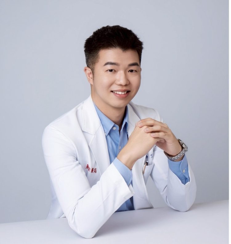 【白袍忙甚麼？EP4】用專業與溫度打造社區最值得信賴的健康站！