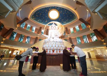 馬年看海走春秘境 靈鷲山打造「馬上有福」8大祈福點