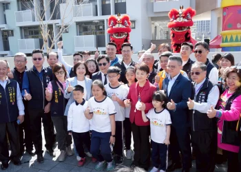 7年全市新設10校！廍子國中一期落成、二期同步動土　盧市長：台中人口邁向287萬市府加速建校舍