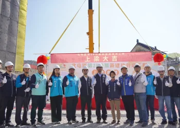 北屯區第28公墓新建納骨塔今上梁！　中市跨局處斥資7.5億打造山城治喪新環境