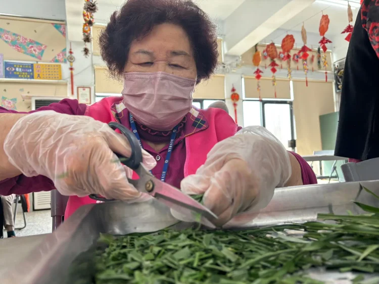 節慶送禮馬上報你知 中市社區自製商品實用又暖心
