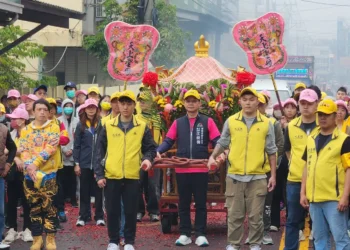 新社九庄媽大年初四熱力全開　凌晨四點集合遊庄遶境