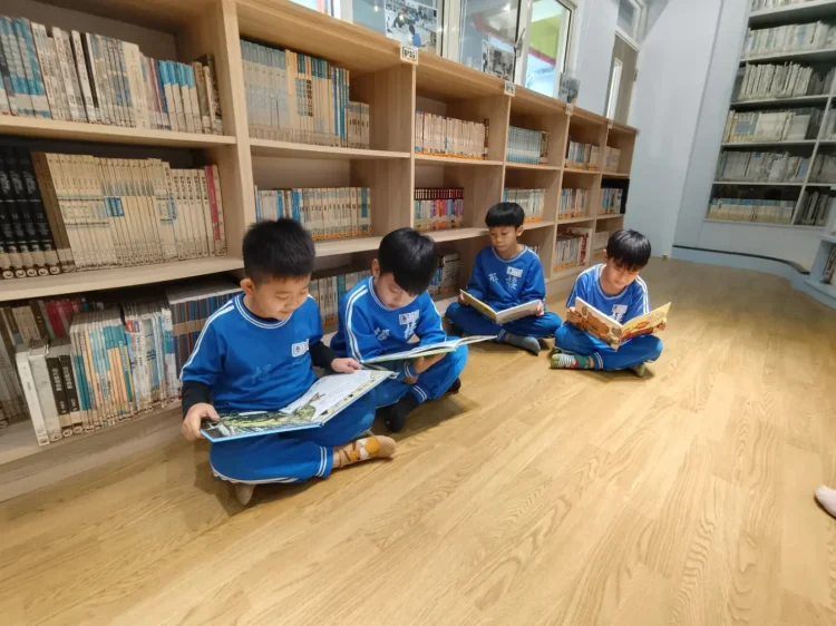 閱讀、賞燈還能抽獎! 2026中台灣燈會「閱讀蜜馬」邀親子一起樂讀迎新春
