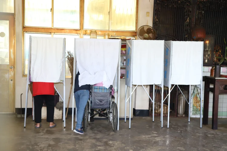 民主的盲點：當選票凌駕於治理之上