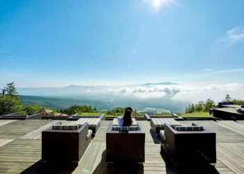 山梨縣不只富士山 深度旅遊路線推薦 從日本第一美溪谷昇仙峽到甲州葡萄酒莊 採果體驗 離天空最近的列車