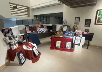 2026-聆藝世界-莿桐國中美術班成果展　即日起至3/10文化觀光處展覽館2樓展出