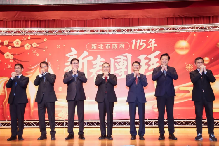 新春開工首日　侯友宜率市府團隊團拜