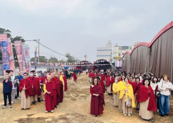 覺行寺「新春萬燈供佛祈福法會」圓滿 初六舉行動工儀式