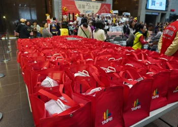 春節今馬熊讚　北市府溫馨福菜助弱勢過好年