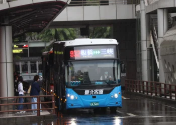 馬年順行走春趣 新北交通局提醒 春節搭公車出遊最便捷