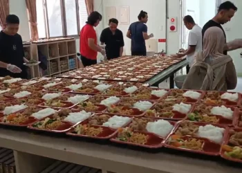 見過便當山便當海嗎？　今天出現在台中清真寺