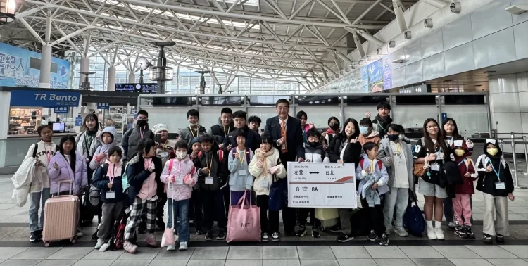 高鐵左營站暖心送愛　家扶兒童北遊展視野