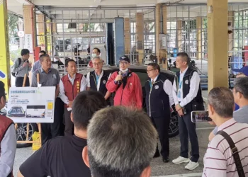 高雄市區監理所辦理　「汽車隔熱紙可見光透過率檢驗教育訓練」